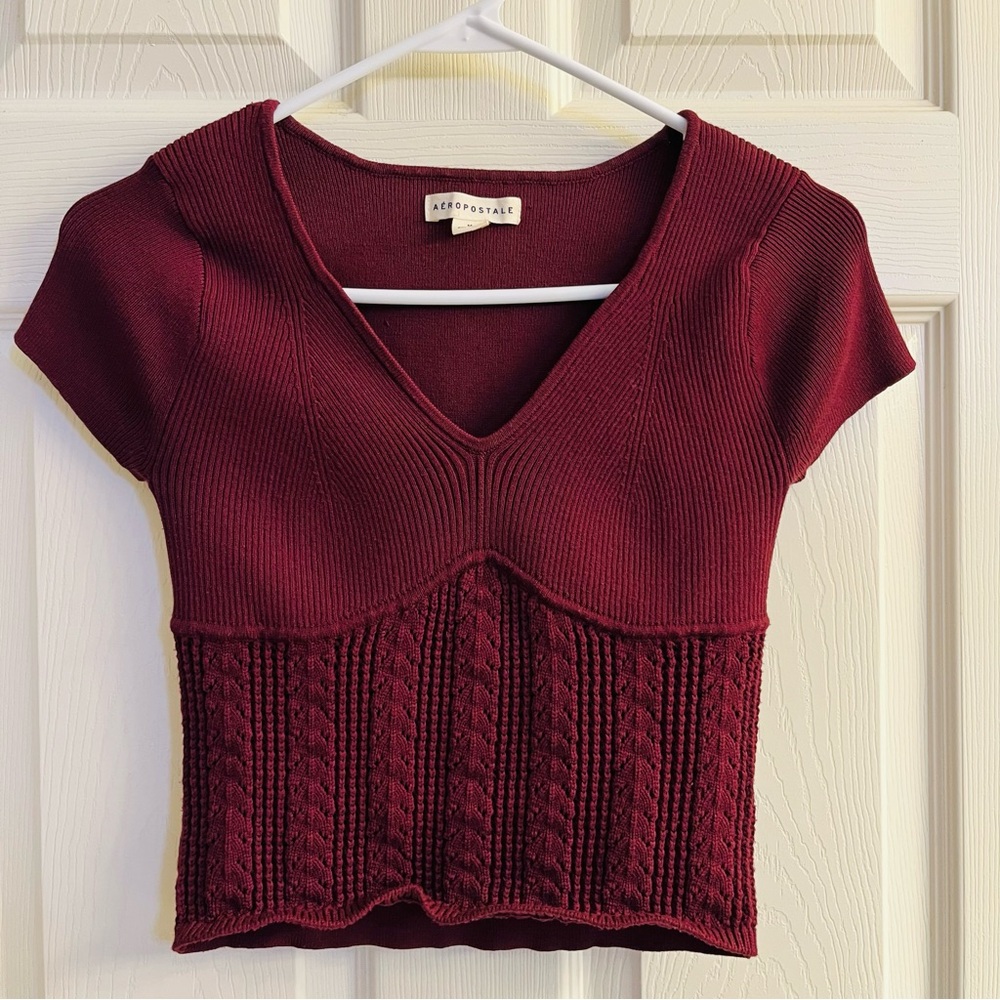 Aeropostale Deep Red Knit Crop Top Sweater V-Neck Short Sleeve Maroon